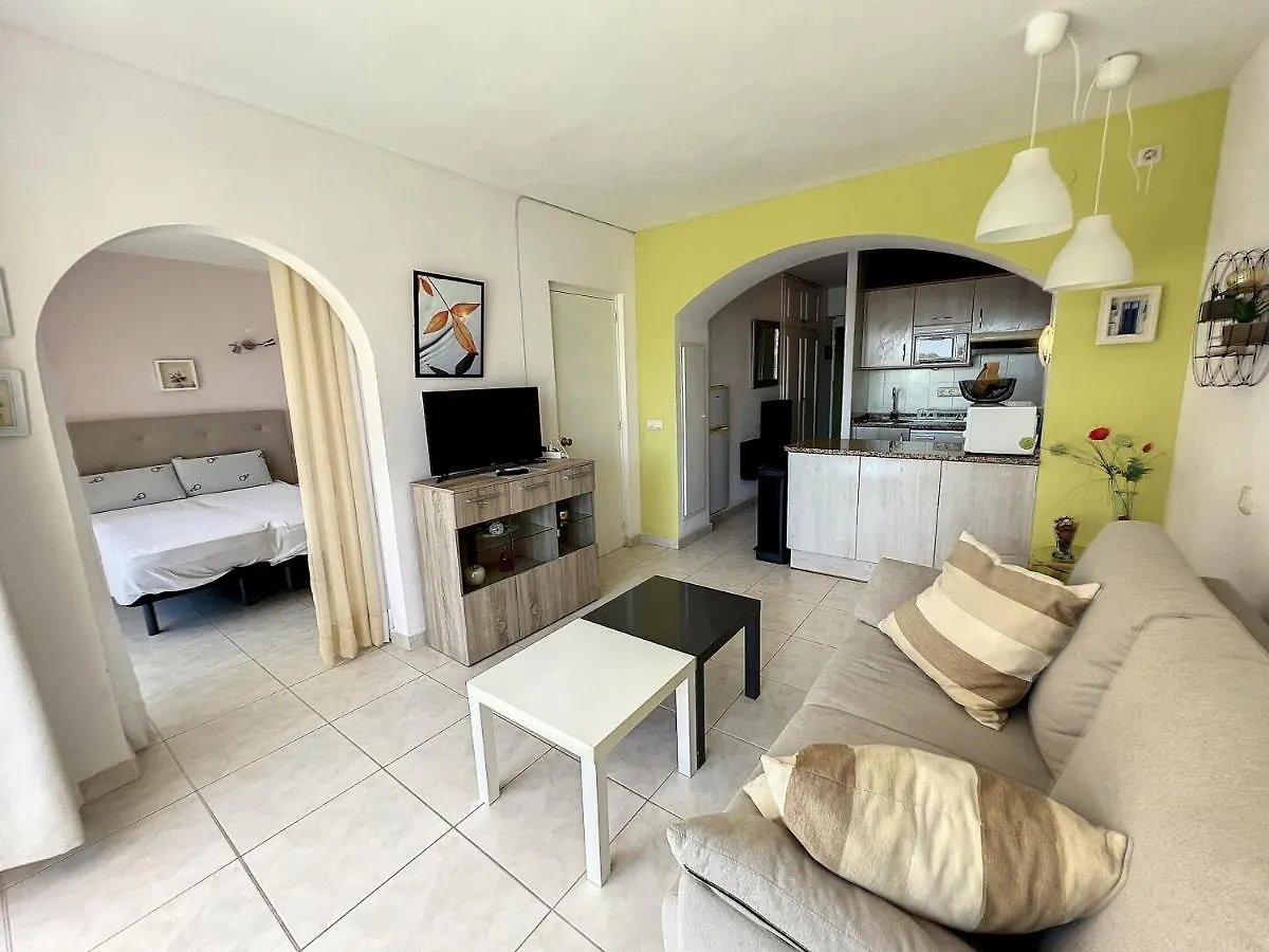 Isla De Roses 1-24 Apartment