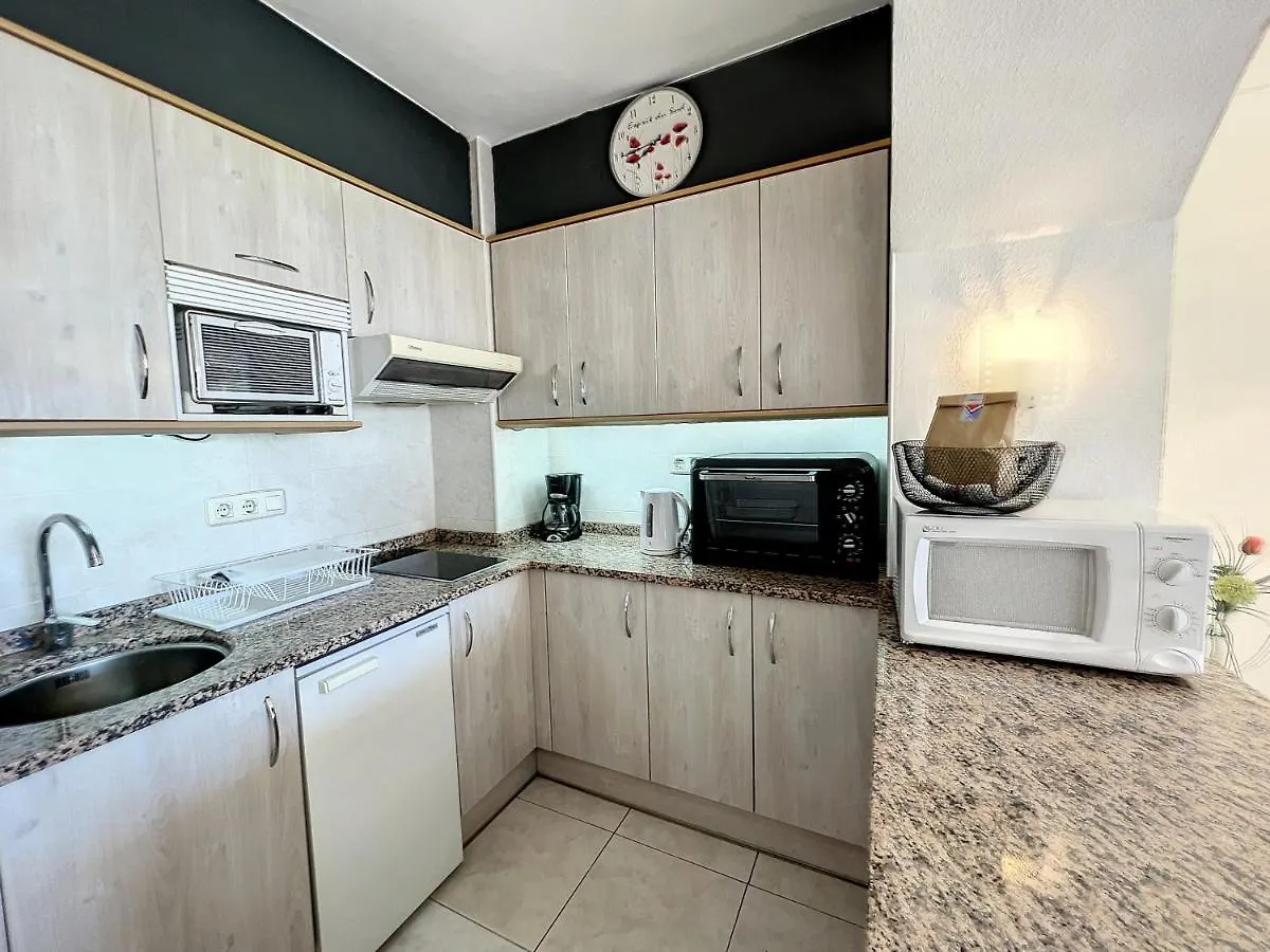 Isla De Roses 1-24 Apartment